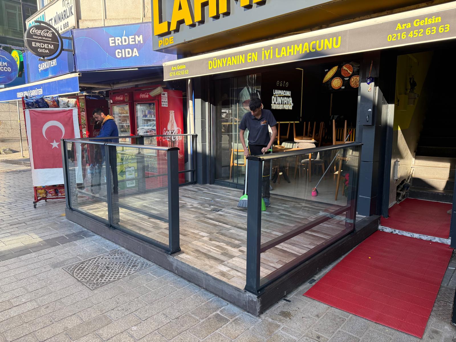 Otomatik pistonlu rüzgar kırıcı